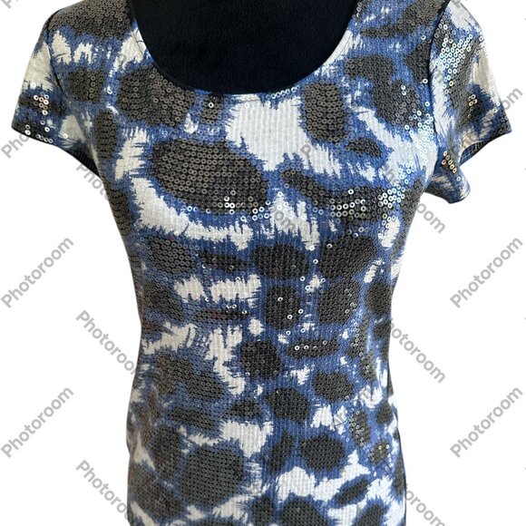 Chico's Black Label Size 0 Blue & White Sparkle Splatter Short Sleeve Shirt - Picture 1 of 4